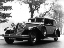 Renault Reinasella Cabriolet 1929 01